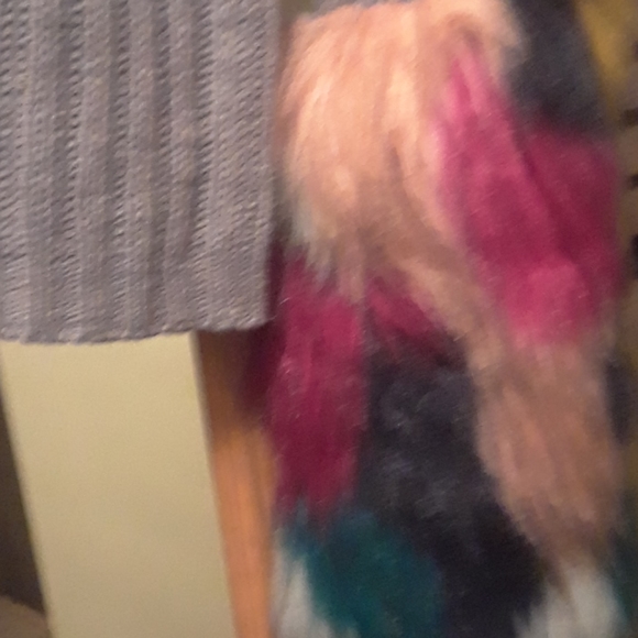 LIGHT WEIGHT SWEATERS CREW NECK LINE - Picture 4 of 9